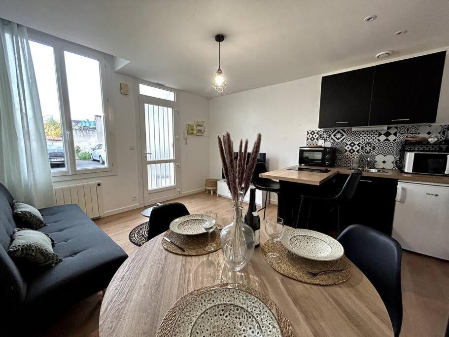 Logement Neuf - Proximite Centre Bourges Luaran gambar